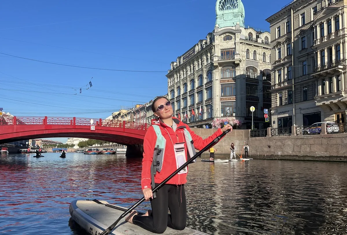 SUP-доски у исторических набережных Петербурга